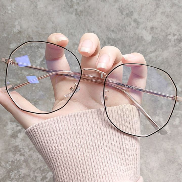 Retro Geometric Glasses Transparent Anti-blue Lens Fashion Golden Metal Frame Transparent Optical Men and Women Eyeglass