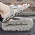 Slippers men 2020 summer new trend boys non-slip deodorant soft bottom sandals and slippers flip-flo2020. 