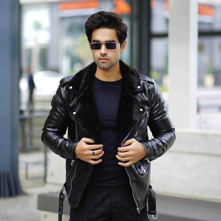 Men's%20Black%20Faux%20Leather%20Biker%20Jacket%20with%20Fur%20Collar%20-%20Stylish%20and%20Durable%20-%20Image%202