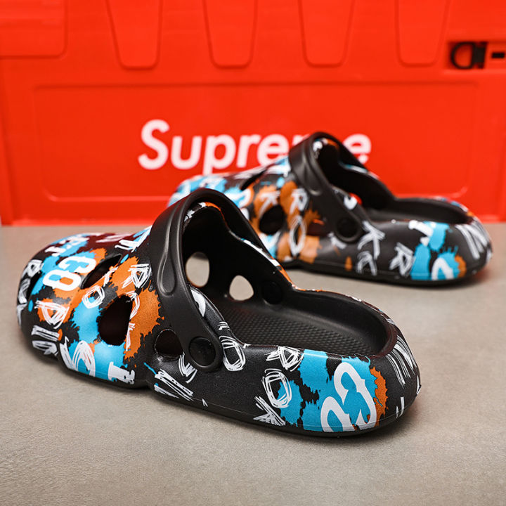 Women%20Clogs%20Female%20Fashion%20Soft%20Bottom%20Beach%20Men%20Slippers%20Women's%20Sandals%202022%20Summer%20Nurse%20Medical%20Sabot%20EVA%20Breathable%20Shoes%20-%20Image%204