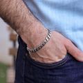 Classic Luxury Watch for Men / Boys With Silver Hand/Wrist Bracelet Chain. 