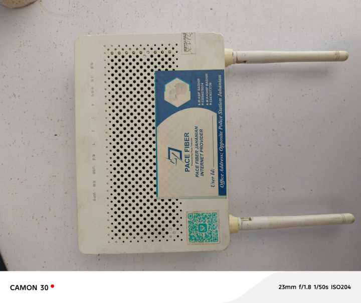 HUAWEI%208546-M%20IMPORTED%20X-PON%20G/E-PON%20WIFI%20ONU%20MODEM%20FIBER%20ROUTER%20X-PON%20Wireless%20WiFi%20Router%201GE+WiFi%20ONU%20-%20Image%204