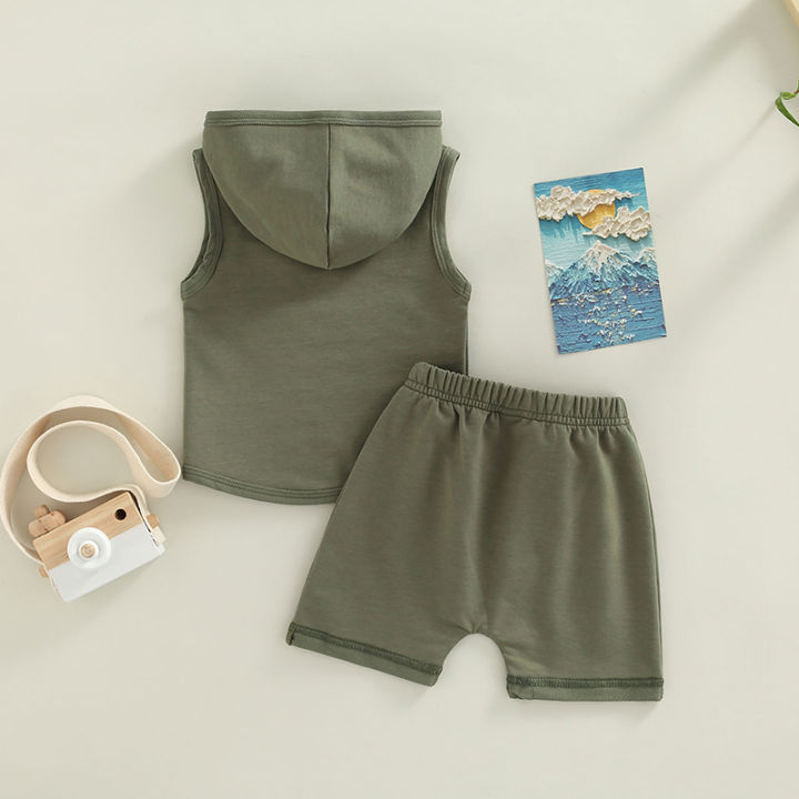 Infant%20Baby%20Boy%202%20Pieces%20Outfits,%20Patchwork%20Hooded%20Sleeveless%20Tank%20Tops%20+%20Elastic%20Waist%20Solid%20Color%20Shorts%20Summer%20Set%20-%20Image%203