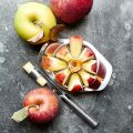 01 Pcs Kitchen Gadgets Stainless Steel Apple Cutter Slicer Vegetable Fruit Tools Kitchen Accessories Apple Easy Cut Slicer Cutter. 