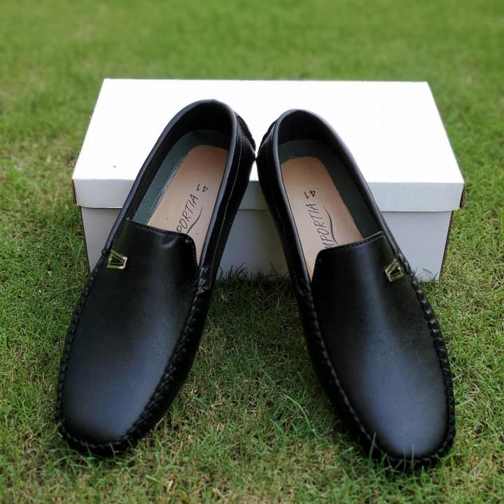 Black Importia Synthetic Leather Loafers For Men
