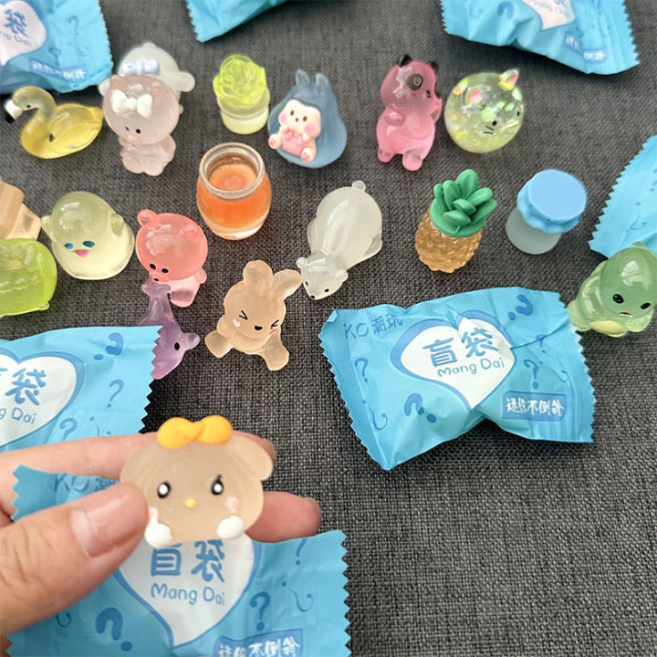 10pcs Cute Mini Simulation Animal Model Blind Box Toys Action Surprise Dolls Figures Fake Candy Guess Blind Bag For Kids Gifts XINYAN