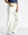 Women Off-White Boyfriend Fit Stretchable Jeans. 