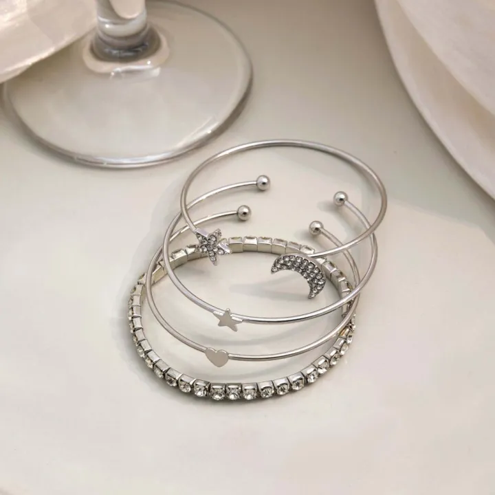 4Pcs/Set%20Adjustable%20Open%20Bracelet%20for%20Girls%20and%20women%20Golden%20and%20Silver%20Moon%20Star%20Heart%20Bracelet%20-%20Image%206