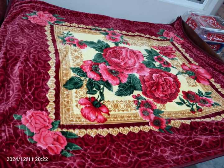 Double%20Ply%20Blanket,2%20Ply%20Blanket%20Embossed%20Blanket%20For%20Winter%20Double%20Bed%20Blanket%20200%C3%97240%20CMS%20Super%20Soft%20-%20Image%203