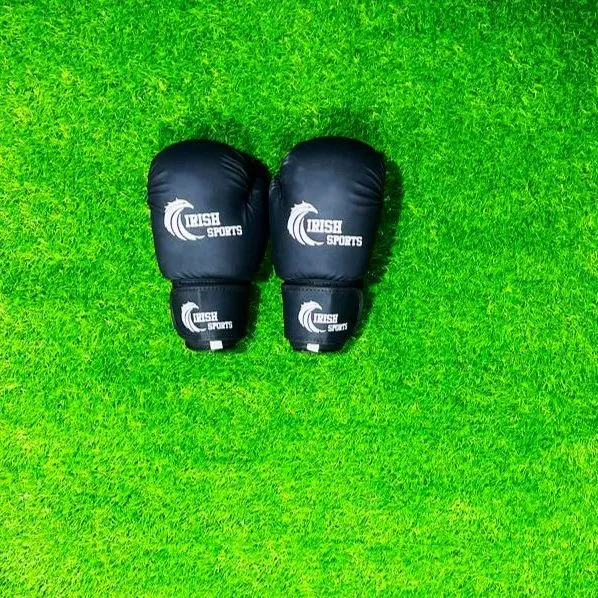 Irish%20Sports%20Boxing%20Gloves%20(10oz%20&%2012oz)%20Protection%20Wrist%20Fit%20for%20Boxing%20MMA,%20Fighting%20sports%20for%20Men%20&%20Women%20in%20Black%20color%20-%20Image%202