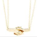 Magnetic Handshake Necklace,Holding Hands Necklace, Hands Couple Chain Magnet bf gf BFF Couple Hand Magnetic Necklaces Boyfriend Girlfriend Lovers love pendant locket women girls men boys. 