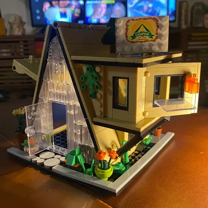 Camping%20Tent%20Building%20Blocks%20Set%20Toy%20For%20Kids%20FC8506%20579Pcs%20-%20Image%206