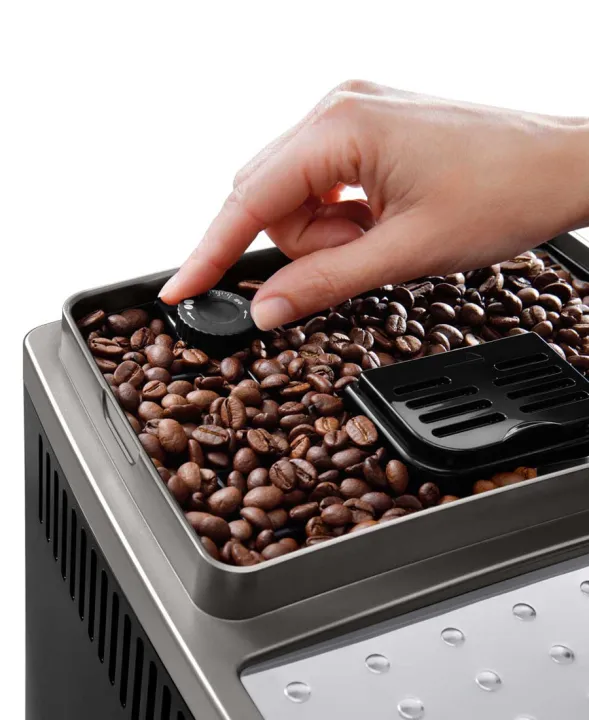 DeLonghi%20Magnifica%20Smart%20Bean%20to%20Cup%20Coffee%20Machine%20with%20Integrated%20Grinder%20and%20Milk%20Frother%20ECAM250.33.TB%20-%20Image%203