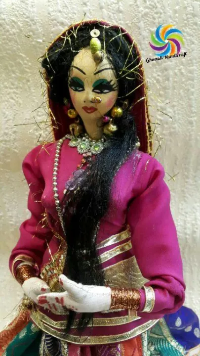 Handmade%20Dolls%20Dulhan%20Pakistani%20Traditional%20Dolls%20.%20Pakistani%20souvenirs.%20%20Made%20with%20cloth%20.%20Collector%20item%20-%20Image%204