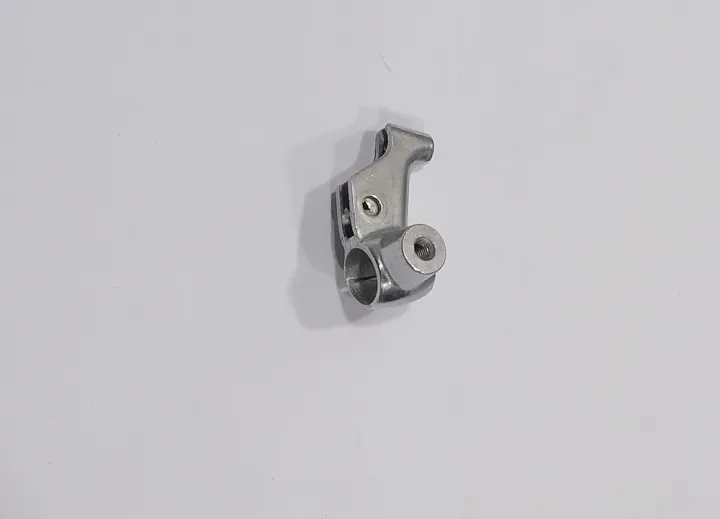 Clutch%20Holder%20Silver%20For%20Suzuki%20Gs150%20(only%20for%20spoke%20wheel%20bike)%20-%20Image%203