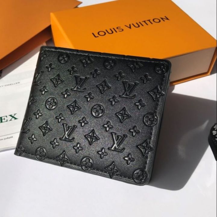 Branded%20Monogram%20Wallet%20For%20Men%20-%20Stylish%20Leather%20Wallet%20for%20Men%20-%20Smart%20Wallet%20-%20Luxury%20Wallet%20-%20Image%203