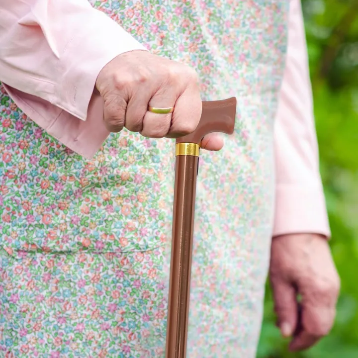 Adjustable%20Black%20Walking%20Sticks%20for%20Men%20Or%20Women%20Cane%20-%20Image%206