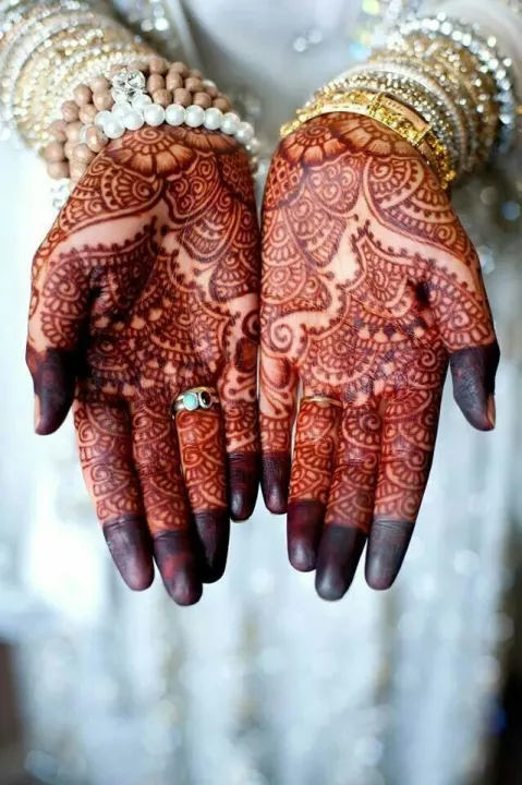 Pack%20of%2012%20Bridal%20Cone%20Mehndi%20Henna%20Fast%20Dark%20Colour%20Mehndi%20Multani%20Mehndi%20-%20Image%205