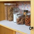 SMART DESIGN Classic Grip Shelf Liner- Non Adhesive Home Organization Shelf Liners - Strong Grip, Non Slip, Easy Clean - Perfect for Desk, Shelves, Kitchen, Cabinet Protection-1Roll - Random Color - 45cmx150cm. 
