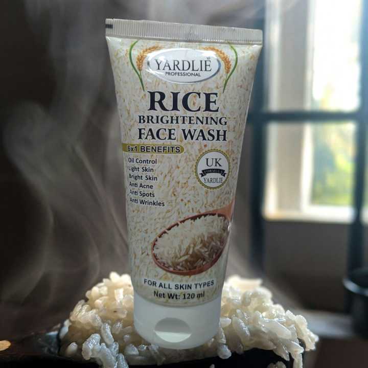 Yardlie SkinActive Fash Wash Serum & Hyaluronmic Acid Formula Pure For All Skin Types Anti-Acne & Whitening 120Ml