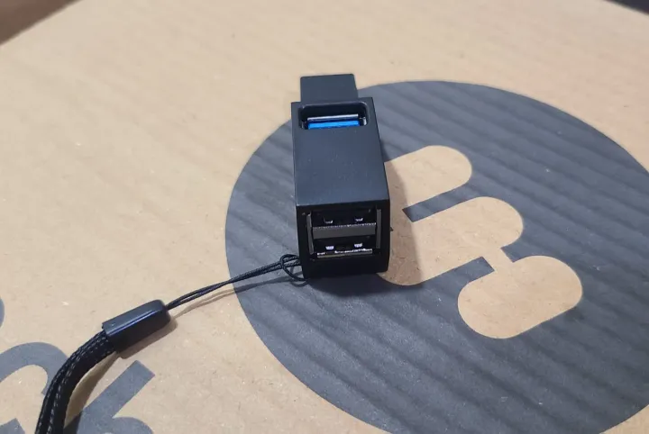 3%20Port%20USB%20Hub%20Price%20in%20Pakistan%20%7C%20High-Speed%20USB%20Splitter%20-%20Image%206
