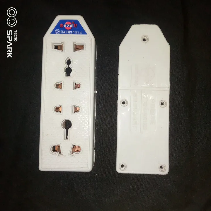 Extension%20Lead%20with%2012feet%20wire%204%20Sockets%20(two%20simple%20%20two%20pin+%20two%20universal%20sockets%20three%20pin)%20-%20Image%204
