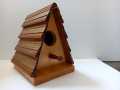 Wooden Bird House Wild Bird Wooden Feeder Hanging in the Garden Yard Small Wall Mounted Wooden Bird Feeder. 