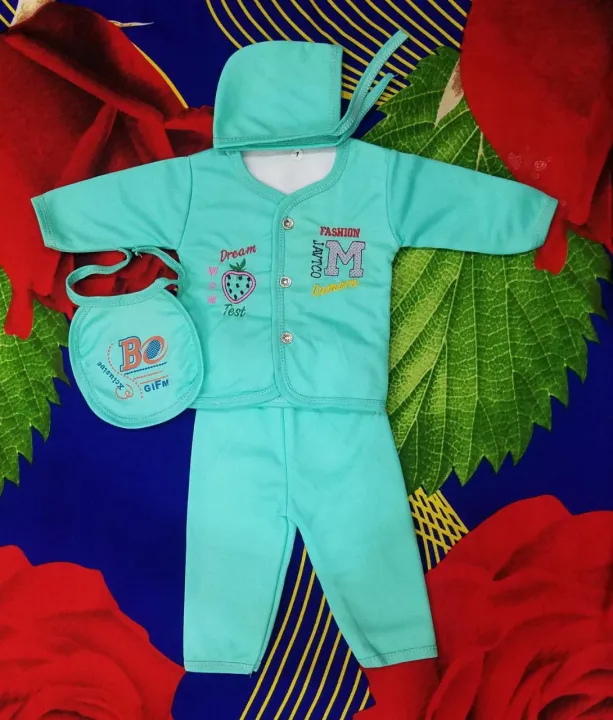 Pack%20Of%204%20Pcs%20Newborn%20Baby%20Suit%20Gift%20set%20New%20Born%20Baby%20Girl%20Boy%20Clothes%20Shirt,%20Pant,%20Bib%20and%20cap%20Infant%20Warm%20Winter%20Suits%20Dresses%20Unisex%20NewBorn%20Garam%20Clothes%20Size%200-3%20Months%20-%20Image%203