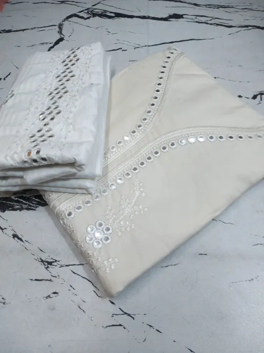 Embroidered%202-Piece%20Collection%20%E2%80%93%20Panel%20Embroidered%20Shirt%20&%20Paincha%20Embroidered%20Trouser%20-%20Image%206