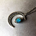 Carat Pendant Necklace Luminous Hollow Moon Pendant Choker Chain. 