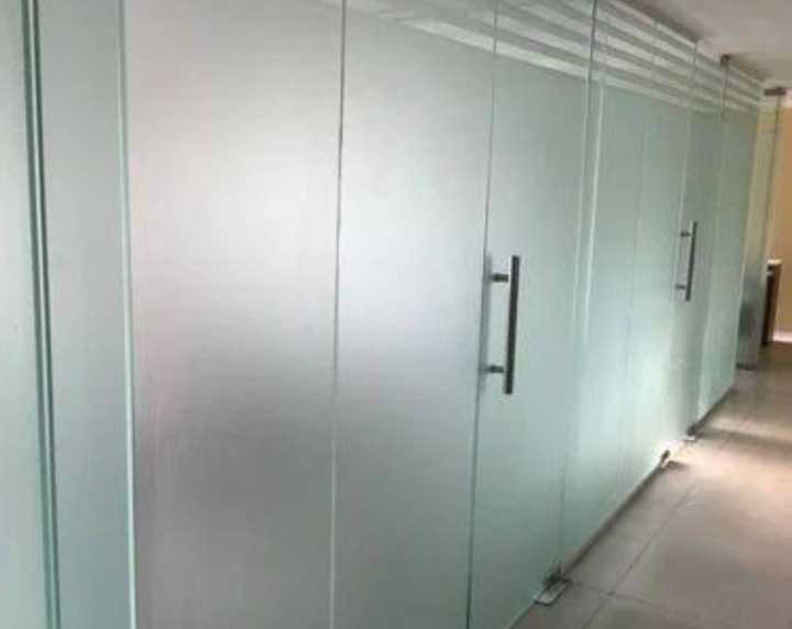 Premium%20Privacy%20Glass%20Film%20for%20Windows%20and%20Doors%20-%20Multi-Size%20Decorative%20Window%20Film%20-%20Image%203