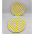 YELLOW ZIGZAG PAPER PLATES PACK OF 10 PAPER PLATES. 
