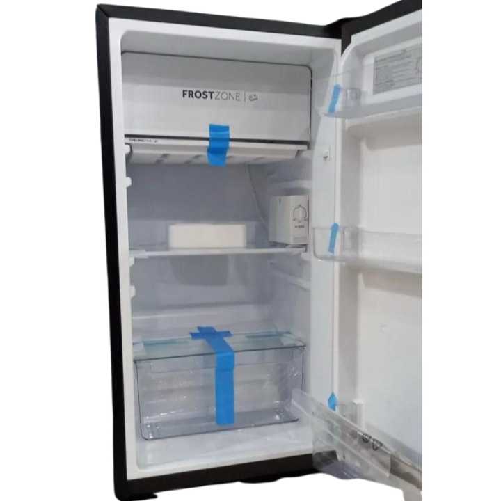 Haier%20C%20Single%20door%20Refrigerator%204%20Cubic%20Black%20-%20High%20Efficiency%20-%20Lower%20Noise%20-%20Energy%20Saving%20-%20Image%203