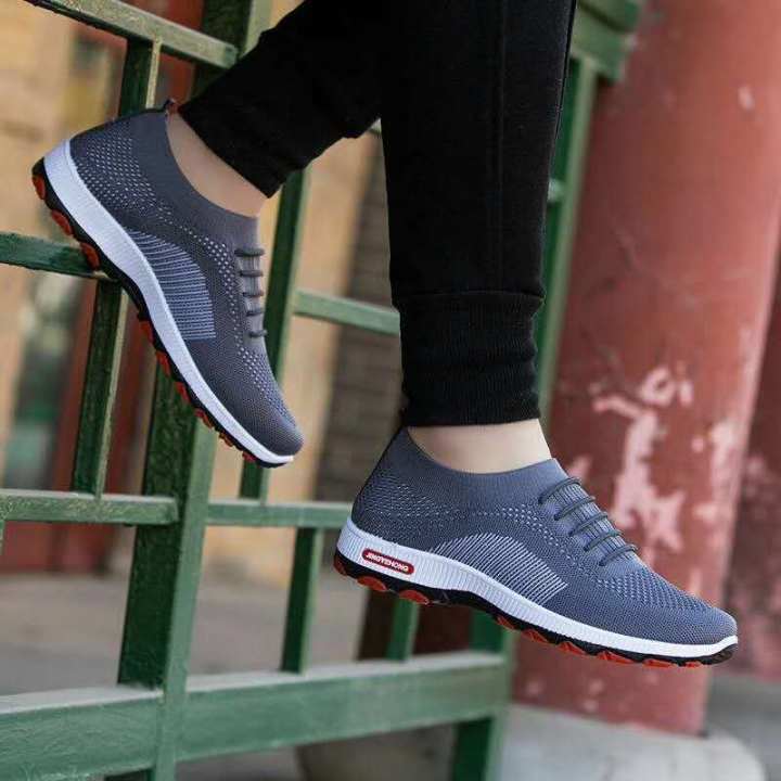 Modern%20Stylish%20Grey%20Sneakers%20for%20Women%20&%20Girls,%20premium%20quality%20party%20shoes,%20good%20and%20comfortable,%20outdoor%20wearing,%20Fast%20delivery%20in%203/4%20days%20-%20Image%204