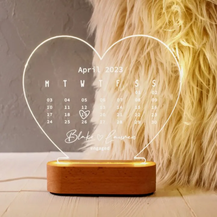 Personalized%20Wedding%20Gift%20-%20Married%20Gifts%20-%20Wedding%20Date%20-%20Mr%20&%20Mrs%20-%20Anniversary%20Gift%20-%20Gift%20for%20Him%20-%20Gift%20for%20Her%20-%20Names%20And%20Date%20-%20Image%202