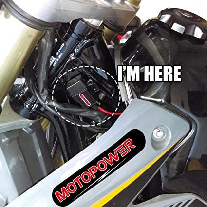 MOTOPOWER%20MP0609A%203.1Amp%20Motorcycle%20USB%20Port%20Kit%20SAE%20to%20USB%20Adapter%20On%20Motorcycle%20-%20Image%204