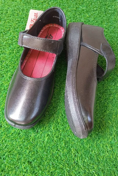 school%20shoes%20for%20girls%20%7C%20non%20slip%20rubber%20sole%20best%20quaility%20school%20shoes%20for%20girls%20-%20Image%205