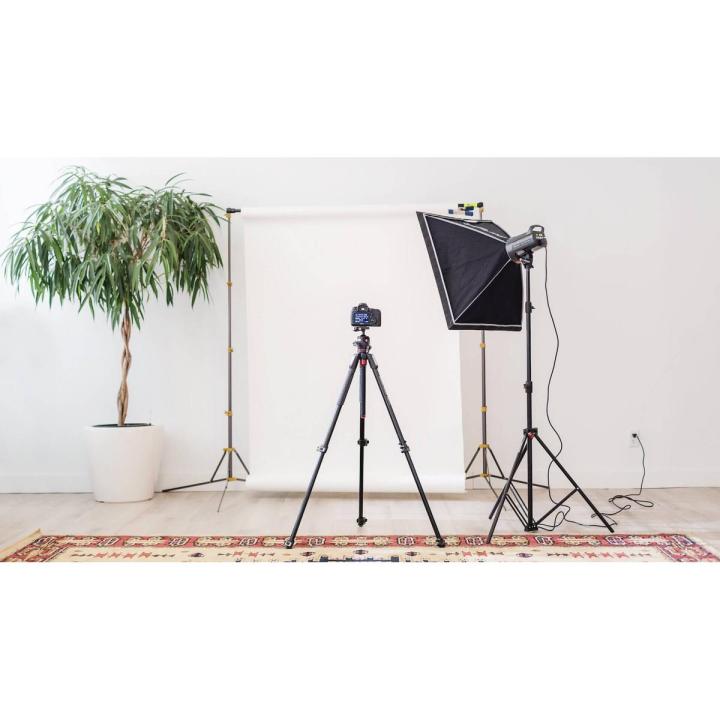 White Background For Photography - White Backdrop - Professional Studio Tools