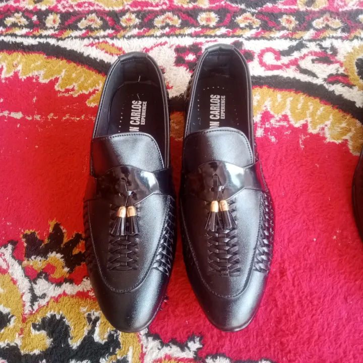 New%20Stylish%20Winter%20Nylon%20Rubber%20Shoes%20for%20Men%20-%20Warm%20&%20Durable%20Casual%20Rainy%20pumpi%20shoes%20-%20Image%204