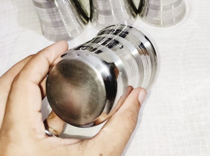 4%20Pcs%20Drinkware%20Set%201.2%20Liter%20Jug%20with%203%20Glass%20Set%20Stainless%20Steel%20Rust%20Free%20-%20Image%205