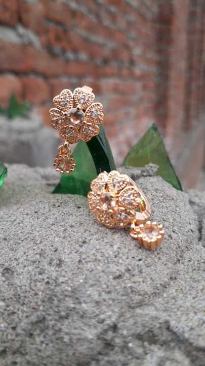 1%20carat%20gold%20ear%20rings%20for%20girls%20and%20women%20latest%20design.%20-%20Image%208