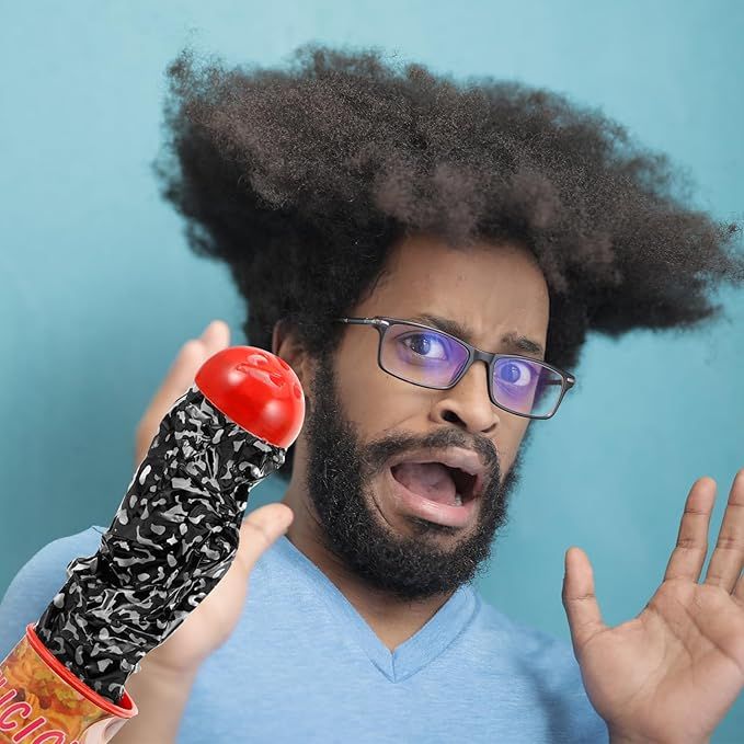 Snake Can Jump Spring Snake Chip Snake Prank Sweet Candy Can Snake Trick Toy April Fool Day Jokes in A Can Gag Prank Carnival Party Supplies