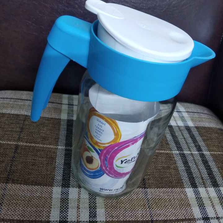 Easy%20Poring%20Refrigerator%20Glass%20Jug%20Transparent%20with%20Lid%20%20Made%20in%20Turkey%20-%20Image%205