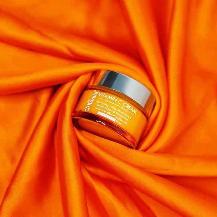 Dr%20Romia%20Vitamin%20C%20Cream%20(WITH%20FERULIC%20ACID%20&%20VITAMIN%20E)%2050%20Gm%20-%20Image%203