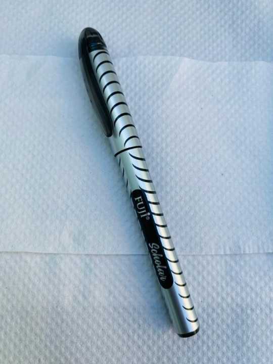 The Fuji-Scholar fountain pen- Smooth and fast (medium tip)