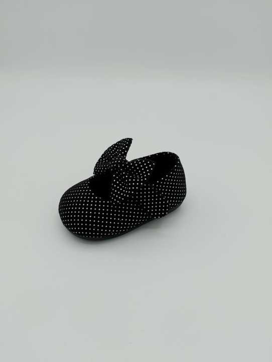 Baby%20Girl%20Polka%20Dot%20Soft%20Sole%20Shoes%20with%20Bow%20%7C%20Anti-Slip%20Prewalker%20Shoes%20for%20Infants%20&%20Toddlers%20-%20Image%204