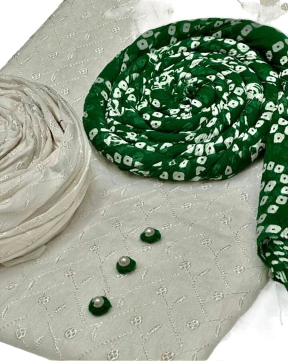 Unstitched%20ladies%20chicken%20Fabric%20Azadi%20Dress%20-%20Image%204