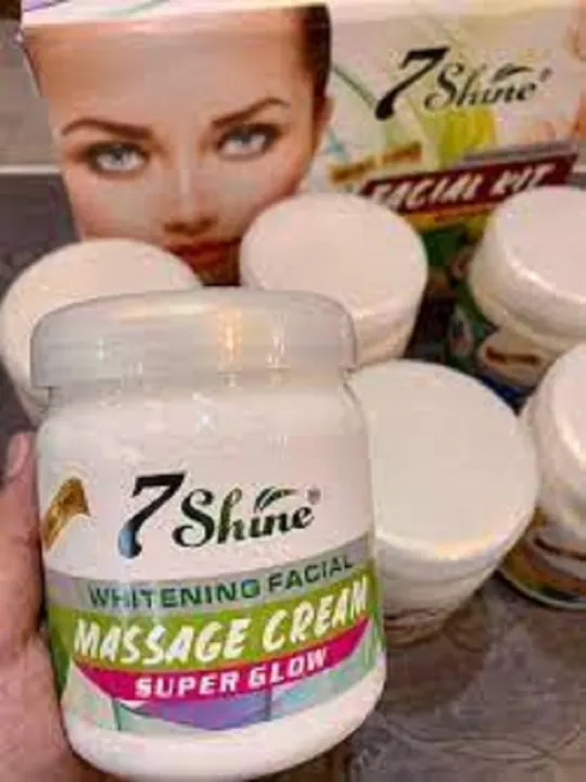 7%20Shine%20Gold%20Facial%20Kit%20%7C%20Parlour%20Pack%20%7C%2024k%20Glow%20-%20Image%204
