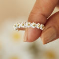 Vintage Daisy Rings For Women Cute Flower Ring Adjustable Open Cuff Wedding Engagement Rings Female Jewelry. 