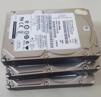 900GB%20SAS%20Hard%20Disk%20Drive%20-%20Image%203